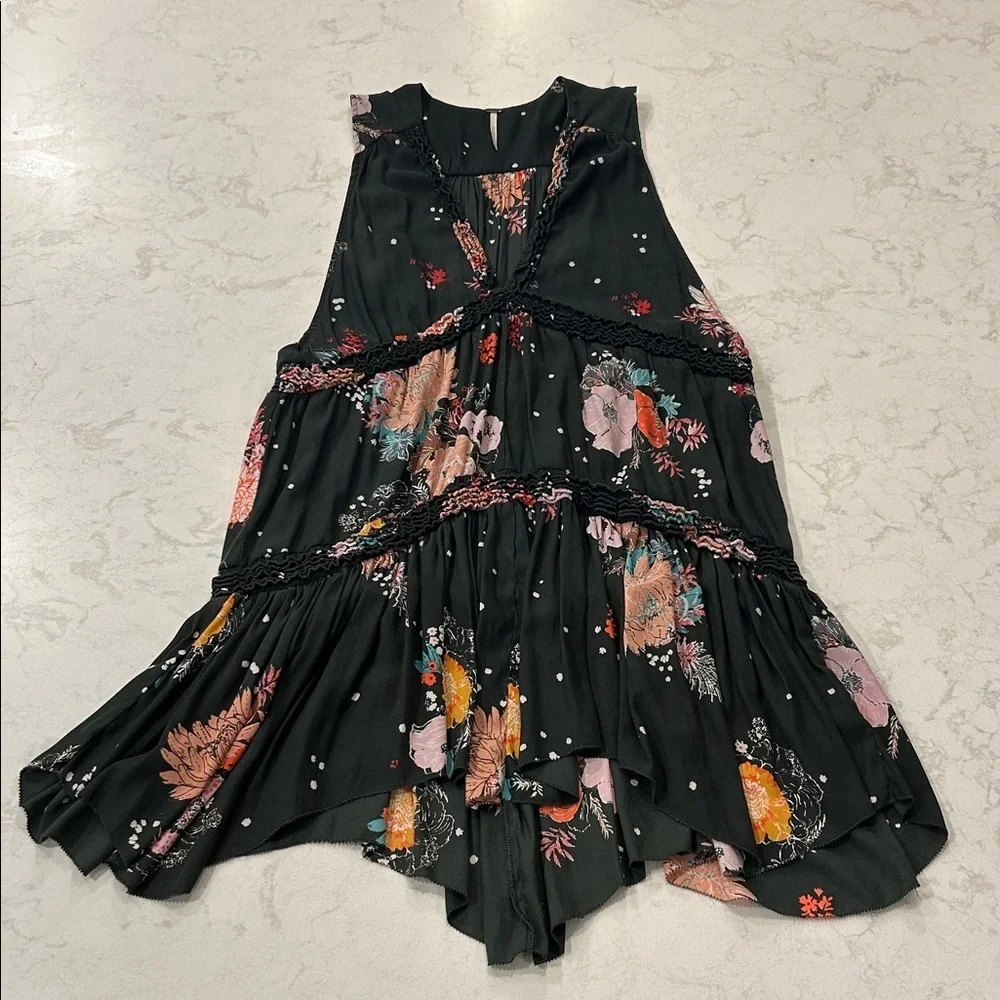 Free People Dark Green Haze Floral Tunic Top Size Large